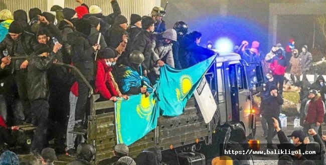 Kazakistan'daki olayların arkasında kim var? Rusya Basınına göre bakın kim var?