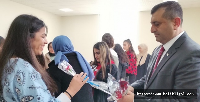 Akçakale MYO’dan Dünya Kadınlar Günü Kutlaması