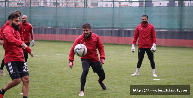 KARAKÖPRÜ BELEDİYESPOR FETHİYE’YE BİLENİYOR