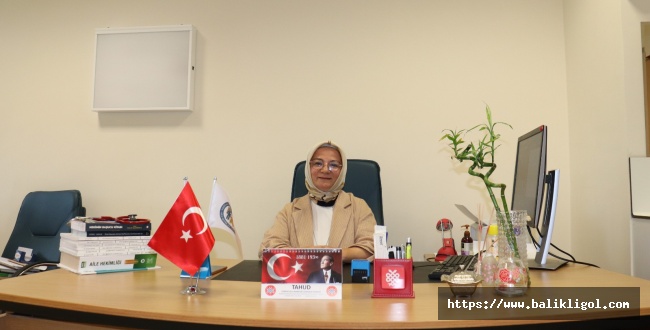 DR. ÖĞR. ÜYESİ ŞENAY KOÇAKOĞLU: ANNE SÜTÜ BEBEĞİN SAĞLIĞI İÇİN SON DERECE ÖNEMLİDİR