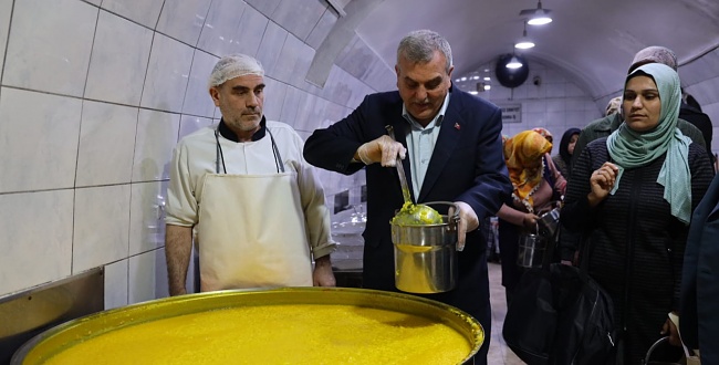 Başkan Beyazgül, Vatandaşın Yüzünde Tebessüm, Dilinde Dua Olmaya Devam Edeceğiz