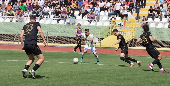 Urfaspor Bursaspor'u Darmadağın etti: 4-1