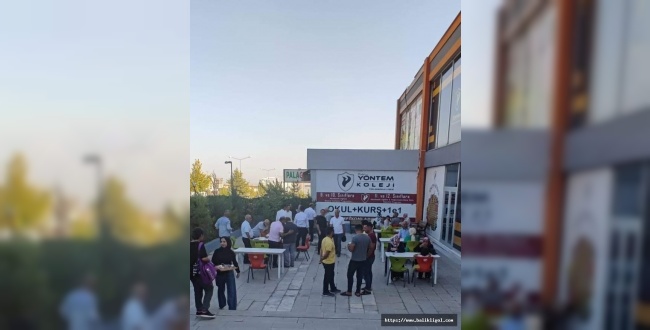 Yöntem Kolejinde yapılan geleneksel aşure etkinliğine yoğun ilgi