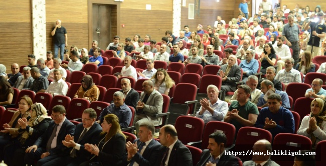 Pratik Yöntem "Çocuk Hakları" Sempozyumuna Ev Sahipliği Yaptı