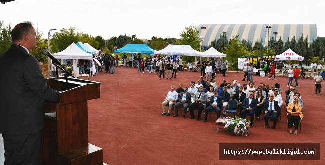 Harran Üniversitesi’nde Bu Yıl Başlayan Öğrencilere Yönelik Oryantasyon Programı Başladı