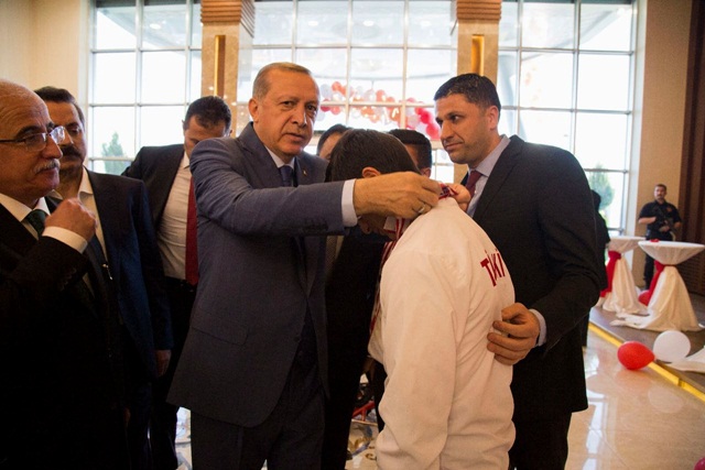 Cumhurbaşkanı Erdoğan Şanlıurfa Buluşmasında  Sporcularla Buluştu