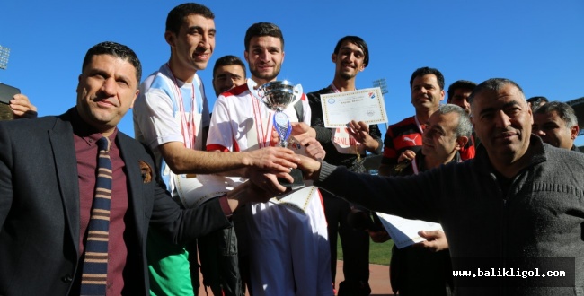 Gazeteciler koşusunda  Urfanatik Gazetesi birinci oldu