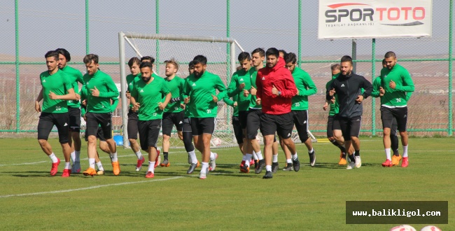 Şanlıurfaspor Karşıyaka maçının hazırlıkları sürdürüyor