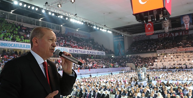 Erdoğan, AK Parti 6. Olağan Büyük Kongresinde dünyaya mesaj verdi