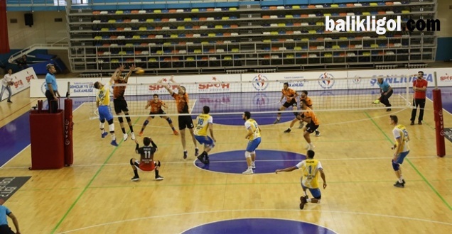 Haliliye Voleybol Takımı, Malatya’yı 3- 0 Mağlup Etti