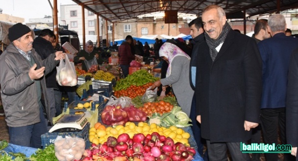 Aslan Ali Bayık semt pazarı esnafı ile buluştu