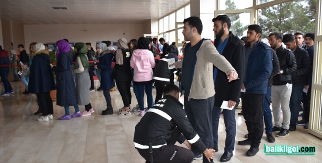 Harran Üniversitesi Yabancı Uyruklu Öğrenci Sınavı Yaptı
