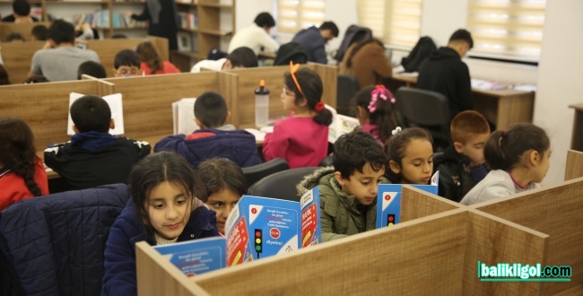 Karaköprü Belediyesi Okuma Evlerinde Minik Öğrencileri Ağırladı