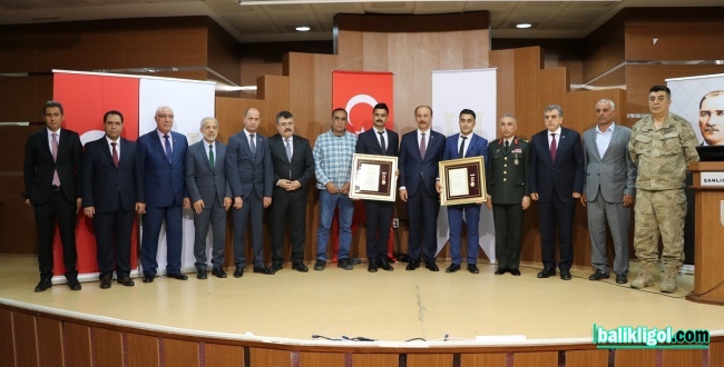 15 Temmuz Gazilerine Devlet Övünç Madalyası Beratı Verildi