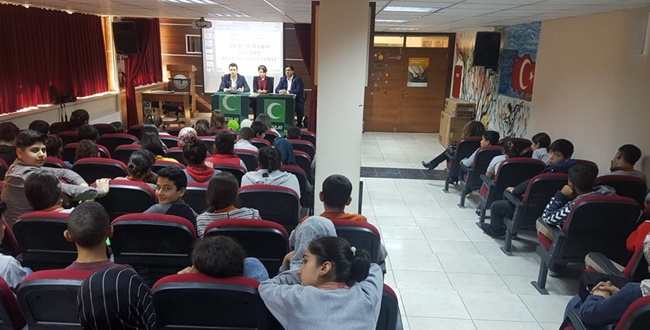 Atatürk Ortaokulunda Çocuklara Sanatı Sevdirecek Panel