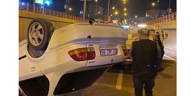 Şanlıurfa'da otomobil devrildi: 1 yaralı
