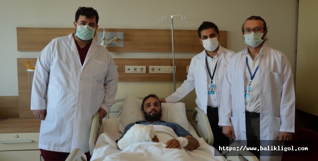 Şanlıurfa'da Önemli Ameliyat: Ayak Parmağı Eline Nakledildi