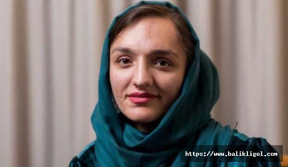 Afganistan'ı terkeden ilk kadın belediye başkanından Taliban'a çağrı: Ortaya Çık!