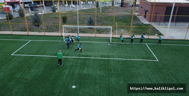Şanlıurfa Büyükşehir Belediyesi Spor Okullarında Geleceğin Kalecileri Yetişiyor