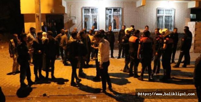 Urfa'da Çocuklar tartıştı aileler birbirine girdi: 14 yaralı, 4 gözaltı