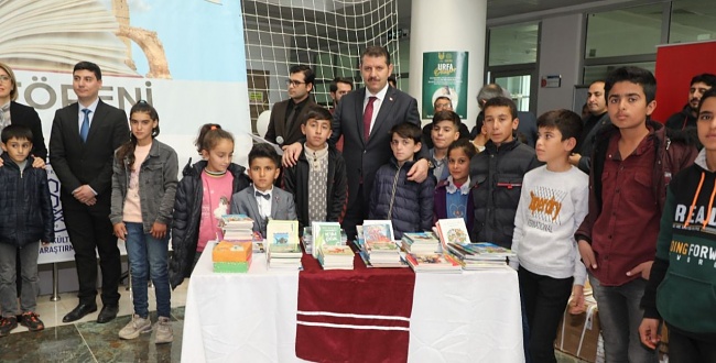 Şanlıurfa'da Köy Okullarına 30 Bin Kitap Dağıtıldı