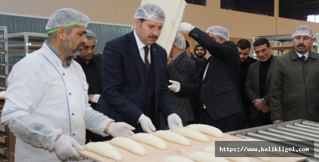 Urfa’da Halk Ekmek Fabrikası Üretime Başladı