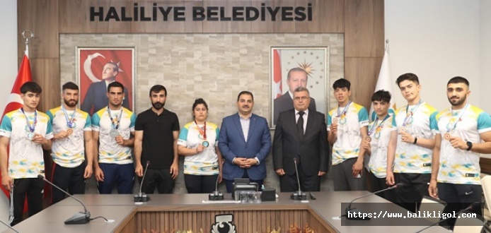 Haliliye Gençleri Kick Boks'ta Türkiye Şampiyonu Oldular
