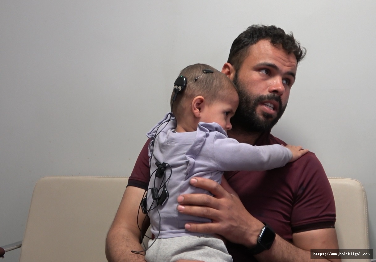 Operasyon Urfa'da Yapıldı! 17 aylık Zelal Biyonik Kulak ile duydu