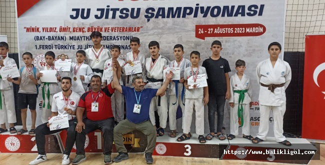 Eyyübiyeli minikler Türkiye Ju Jitsu Şampiyonasında birincilik dereceleri elde ettiler