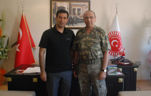 Urfa Jandarma Komutanı Dursun'dan veda ziyareti