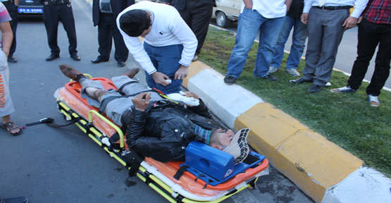 Şanlıurfa'da motosiklet kazası; 4 yaralı
