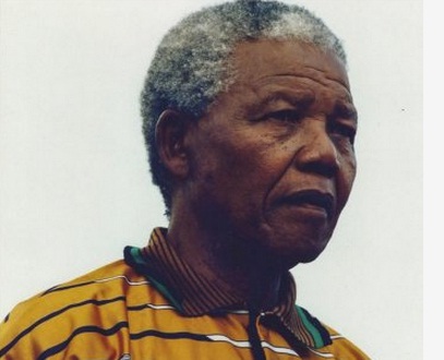 Efsanevi lider Nelson Mandela hayatını kaybetti