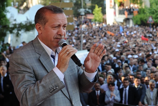 Erdoğan: Eğer öyleyse evlatlıktan reddederim