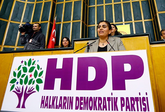 BDP'li milletvekilleri HDP'ye geçecek