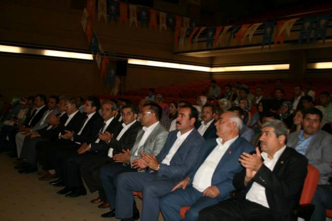AK Parti Haliliye Danışma Toplantısında Başarı Konuşuldu