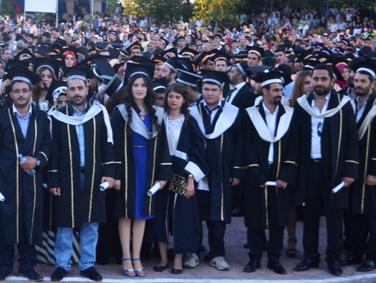 Harran Üniversitesinde mezuniyet coşkusu