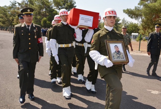 Ceylanpınar'da 2 asker hayatını kaybetti
