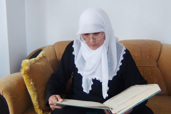 69 yaşındaki ninenin Kuran öğrenme aşkı
