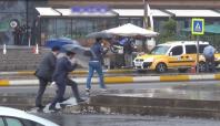 Diyarbakır'da sağanak yağış etkili oldu