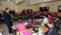 Van'da PKK'nin yaktığı okulda eğitime yeniden başlandı