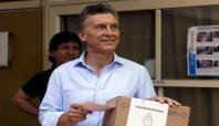 Mauricio Macri Arjantin'in yeni devlet başkanı oldu