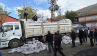 Bitlis'te kömür dağıtımı devam ediyor