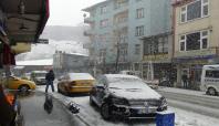 Bitlis'e mevsimin ilk karı düştü