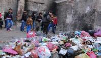Sur'da toplanmayan çöpler hastalık saçıyor