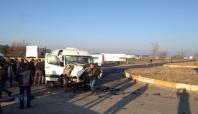 Elazığ caddesinde kaza: 4 yaralı