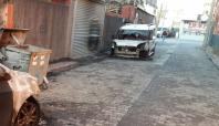 Adana'da PKK'liler 8 aracı kundakladı