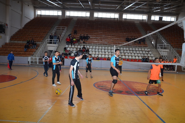 Viranşehirde Liselerarası voleybol turnuvası