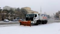 Gaziantep'te yoğun kar yağışı hayatı olumsuz etkiledi