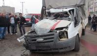 Siverek'te trafik kazası: biri ağır 3 yaralı