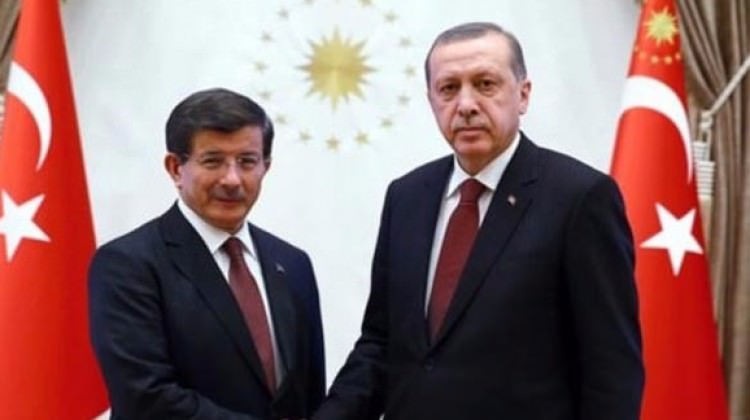 Erdoğan ile Davutoğlu'nun sürpriz görüşmesi...